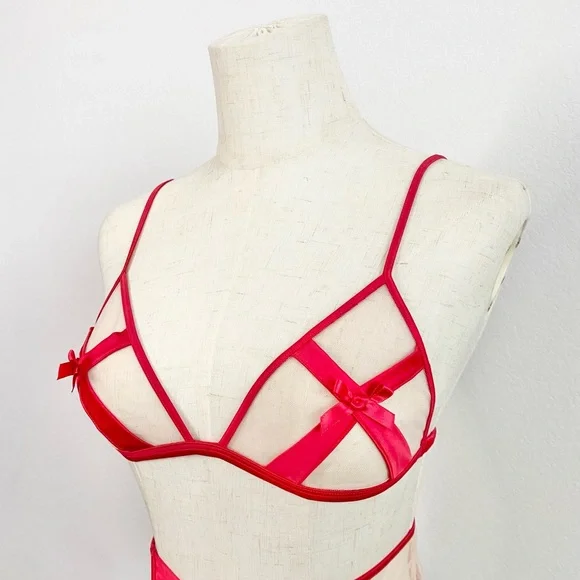🍒SALE🍒VINTAGE Y2K VICTORIA'S SECRET ‘VERY SEXY’ EXCLUSIVE LINGERIE SET